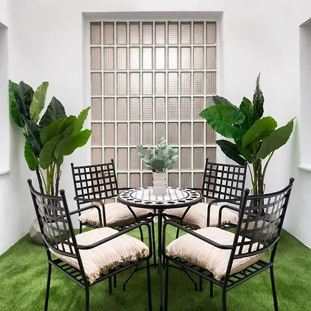 Magno Patios De O'donnell 아파트 *