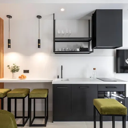 Magno Patios De O'donnell 아파트 *